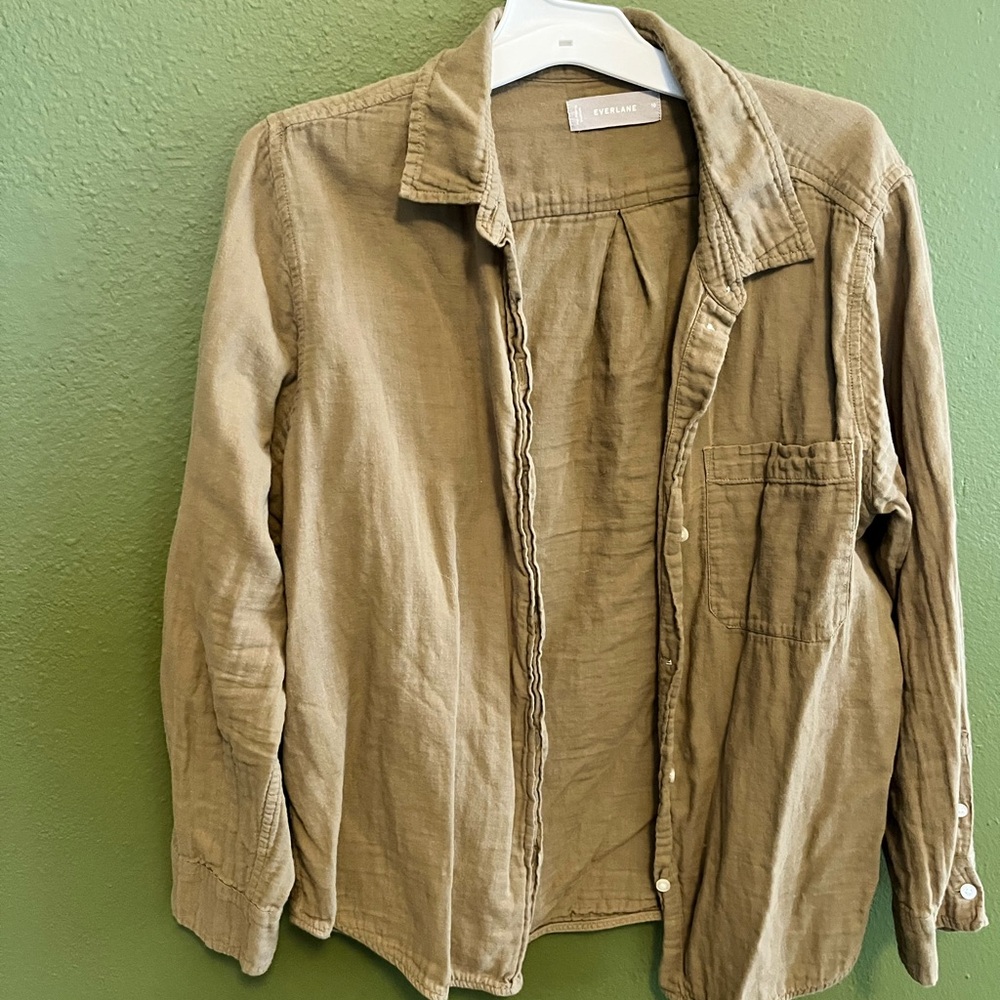 Everlane Women’s Linen Shirt